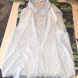 Polka-dot Sleeveless Button-up